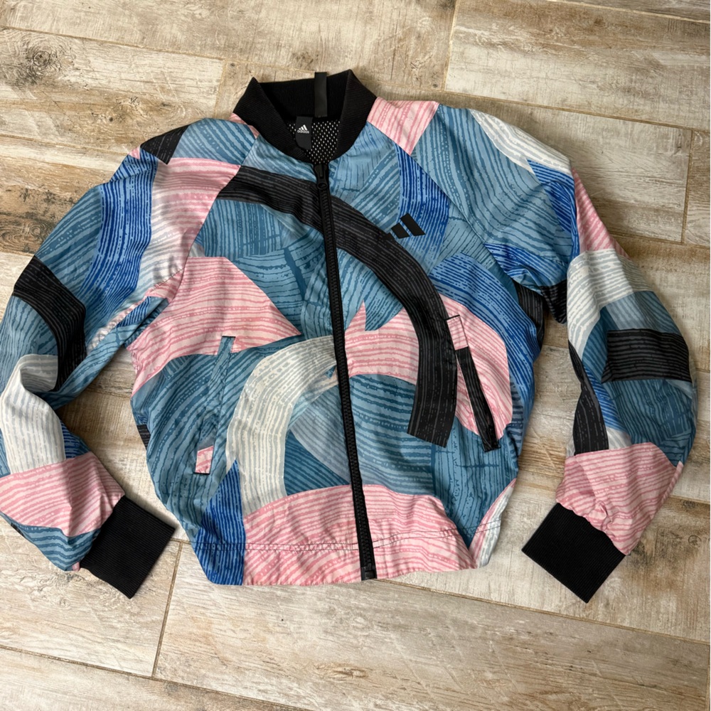 Adidas Black and Blue Patterned Vintage Windbreaker Jacket